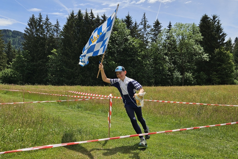 Mit wehender Bayernfahne zu zwei Tagessiegen: Moritz Schorr in M 10.