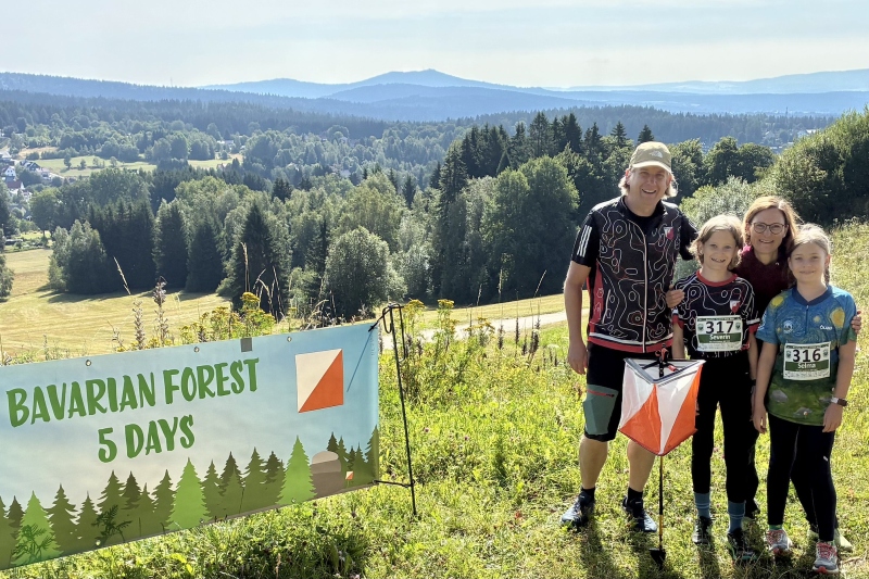 Familie Eid nahm geschlossen an den Wochenend-Wettkämpfen in Fichtelgebirge teil, teils im OL und teils im MTBO. Familie Eid nahm geschlossen an den Wochenend-Wettkämpfen in Fichtelgebirge teil, teils im OL und teils im MTBO.