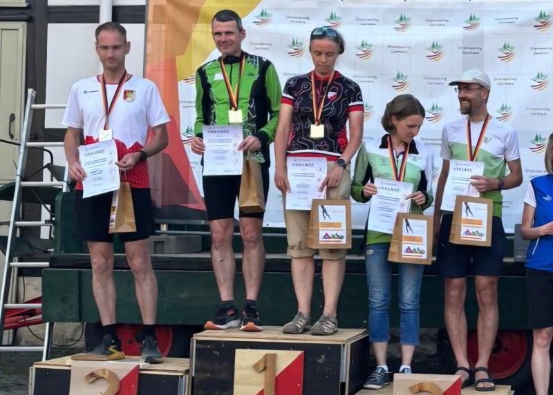 Siegerehrung D/H 45 bei der DM Sprint-OL in Niedersachsen mit Galyna Petrenko auf dem Goldrang.