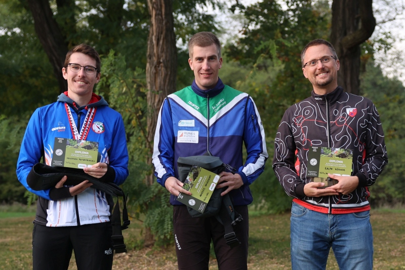 Ralph Körner kam beim Dragon-Cup auf den Bronzerang hinter dem Weltranglistenersten Anders Haugskott (NOR, mitte) und dem Weltranglistenzweiten Krystian Petersburski (POL, links).